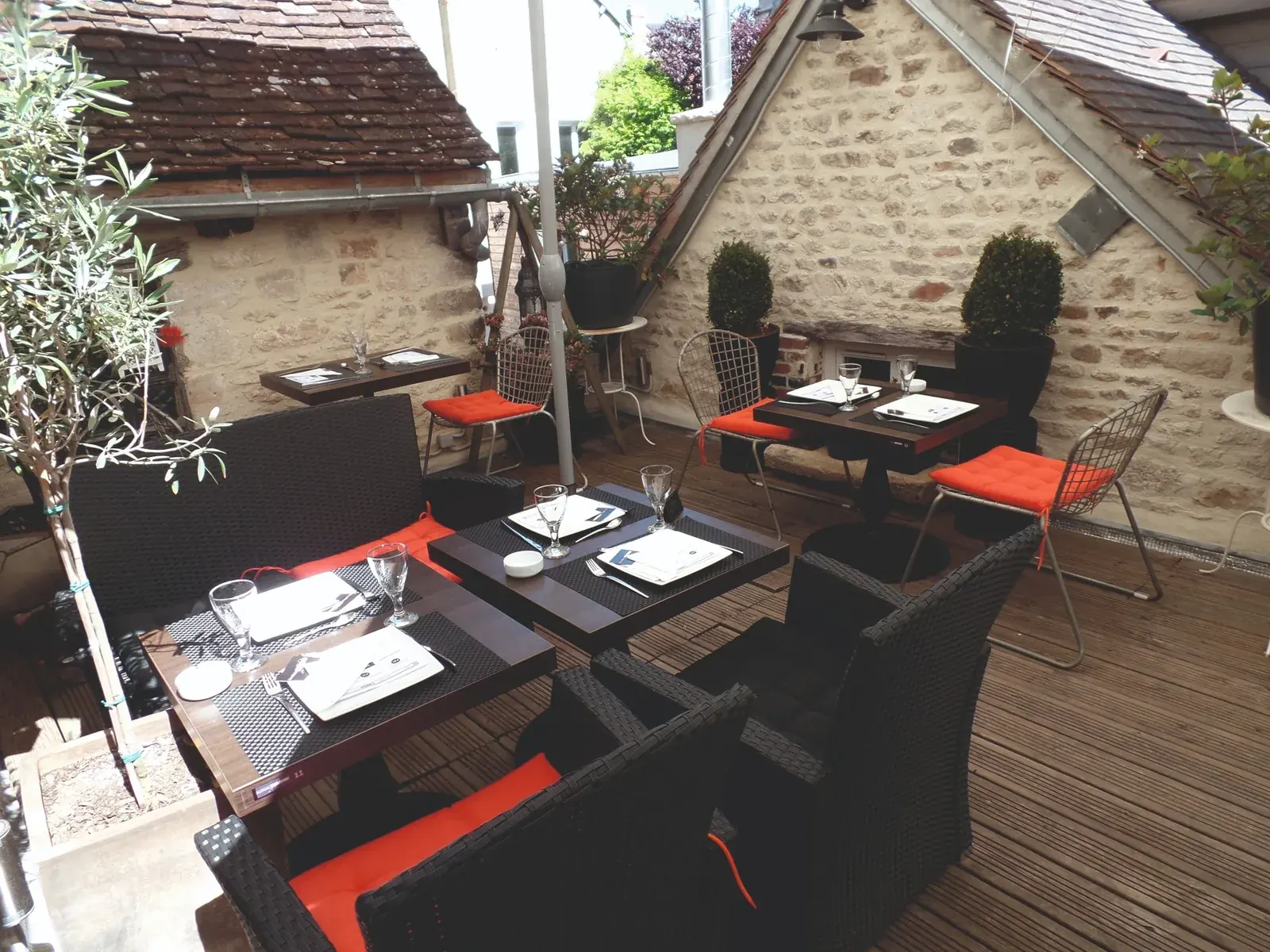 Terrasse sur le toit du Bulles Bazar à Argentan